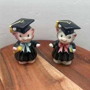 Vintag PY graduation cats salt and pepper shakers